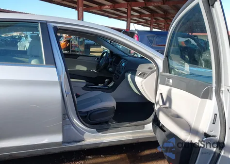 2017 Hyundai Sonata from USA, damaged, VIN 5NPE24AFXHH440879